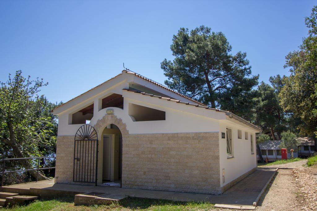 Koversada Camping Resort Vrsar Buitenkant foto